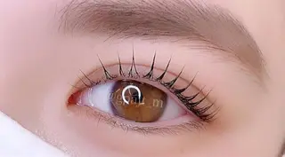 マツエク・マツパ natsumi IVYの眉毛・アイブロウイメージ