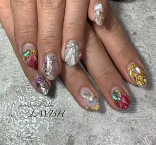 ネイル LAVISH 大和店 🤱子連れ大歓迎のネイルデザイン