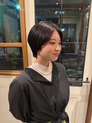ショート カラー 🤍江坂 ハヤシアヤナ🤍のヘアスタイル