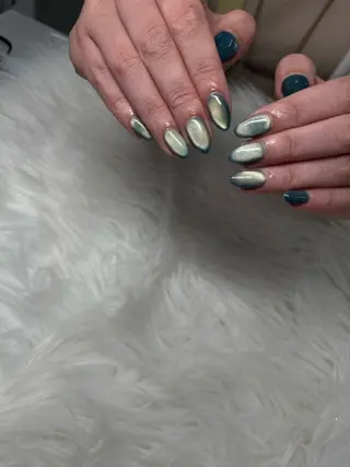 ネイル tener 🖤yua🖤のネイルデザイン