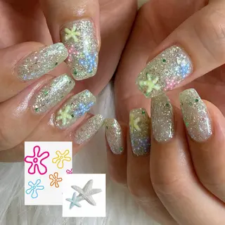 ネイル Kanako 💫のネイルデザイン