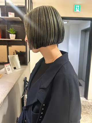 ショート カラー 村上雅人 ナチュラルモードのヘアスタイル
