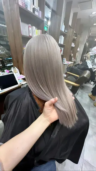 ロング カラー 難波ブリーチカラー 伊藤洋輝のヘアスタイル