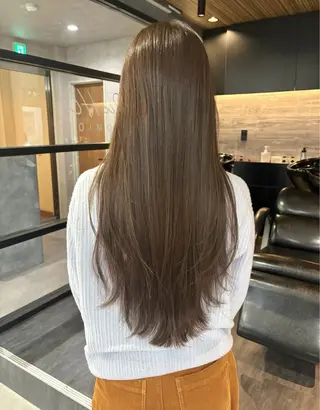 カラー 藤谷 果林のヘアスタイル