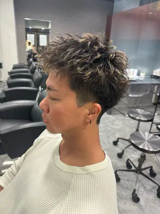 メンズ 本田 有里のヘアスタイル