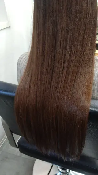 ロング 顔周りカットレイヤー 髪質改善 くまーのヘアスタイル