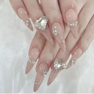 ネイル ユリ kbiのネイルデザイン