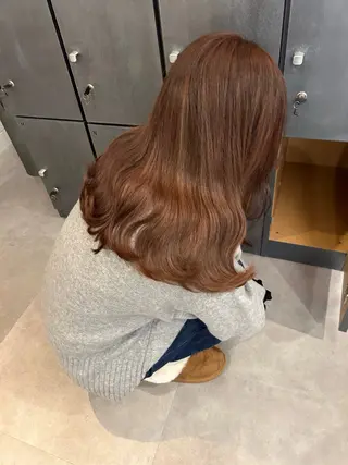 セミロング カラー 神谷 凪のヘアスタイル