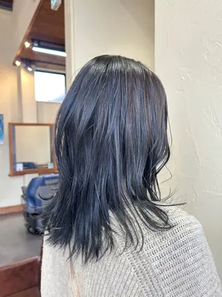 セミロング 井上 萌のヘアスタイル
