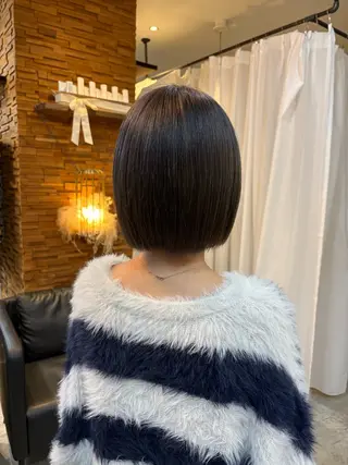 ショート カラー 顔周りカット ピンク カラー🩰りりのヘアスタイル