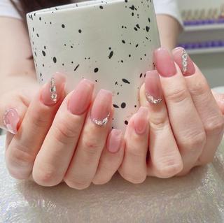 ネイル Queens テイのネイルデザイン