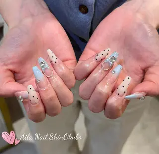 ミディアム Aila Nail ShinOkuboのネイルデザイン