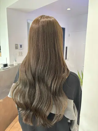 ロング カラー ブリーチ透明感カラー 🍀mizuki🍀のヘアスタイル
