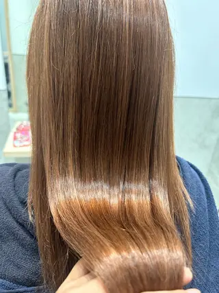 ロング 古山 瞳のヘアスタイル