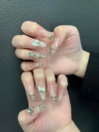 ネイル LISA ANA.CHUOのネイルデザイン