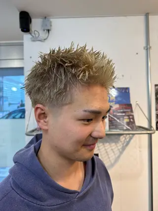 カラー メンズ 堀 琉冴のヘアスタイル