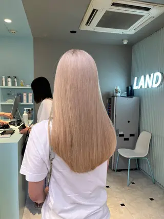 ロング カラー ブリーチカラー 🩵MIZUKIのヘアスタイル