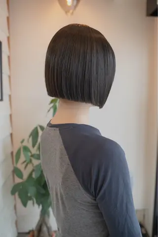 ショート カラー 〈ボブ〉縮毛矯正 船橋駅5分/鈴木杏美のヘアスタイル