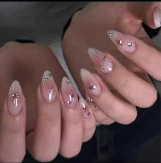 ネイル Lenie Nail Salonのネイルデザイン