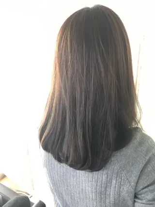 ミディアム カラー 上田 ヒロツグのヘアスタイル