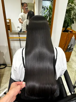 ロング カラー Lino by hoNuaのヘアスタイル