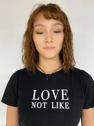 セミロング パーマ KOOKI スティードトーキョーのヘアスタイル