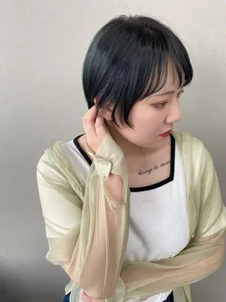 ショート カラー -福岡博多筑紫口- 大津成美のヘアスタイル
