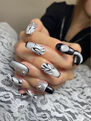 ネイル XIINH NAIL SALONのネイルデザイン