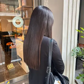 ロング カラー 芦刈 咲来のヘアスタイル