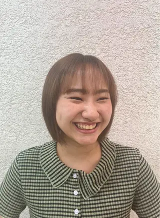 ショート 白髪ぼかし/北浜 奥野 仁礼のヘアスタイル