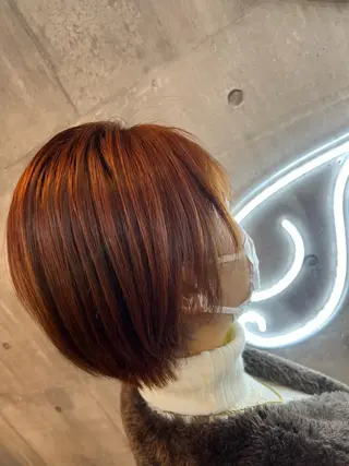 ショート カラー ミルクティーハイトー ン💖Mikaのヘアスタイル