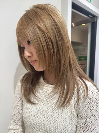 ロング 佐々木 悠安のヘアスタイル