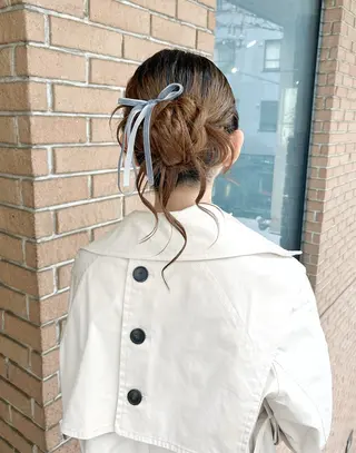 セミロング ヘアアレンジ ヘアセット💘 似合わせカラーのヘアスタイル