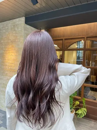 ロング 河上 麻衣/白髪ぼかしのヘアスタイル