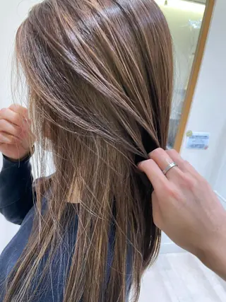 ロング カラー ARMONY秋山輝也 コテ巻き風パーマ特化のヘアスタイル