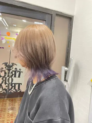 ショート 横浜🦋ハイトーン 🫐シャドウルーツのヘアスタイル