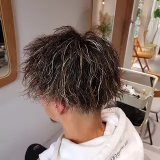 ショート ナカヤマ ヒロトのヘアスタイル