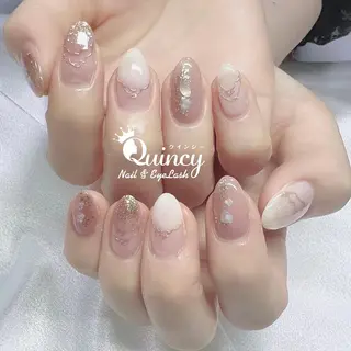 ネイル Quincy ネイル&アイラッシュのマツエク・マツパデザイン