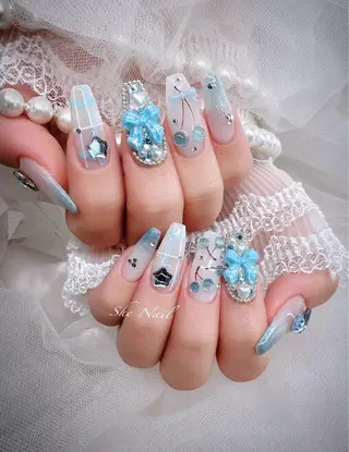 ネイル ISA_ BELLAのネイルデザイン