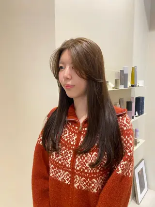 ロング カラー 石井美羽 NEROのヘアスタイル