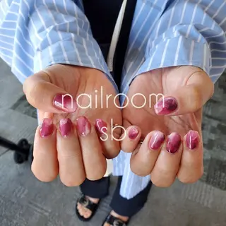ネイル nailroom sb𓈒𓂂𓏸のネイルデザイン