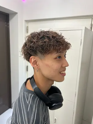 パーマ メンズ ロン毛美容師 タイチ👽のヘアスタイル