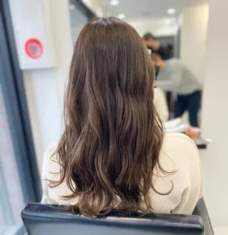 ロング カラー レイヤーカット 赤み消し　店長/大和のヘアスタイル