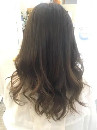 ミディアム aroot 町田駅徒歩10秒のヘアスタイル