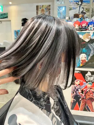 ロング カラー インナーカラー 推し ブリーチ 髪質改善のヘアスタイル