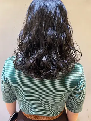 ミディアム カラー パーマ ヘアアレンジ nishi fuyumiのヘアスタイル