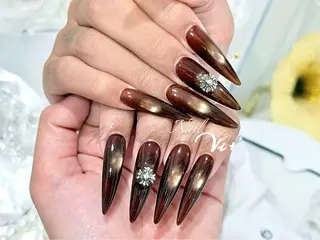 ネイル ✨Nailsalon Vi+✨のネイルデザイン