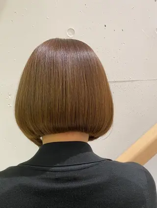 ショート カラー 骨格補正カット /マンツーマン/のヘアスタイル