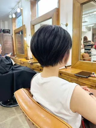 ショート カラー 👑銀座ショート/ 絶壁補正/金子涼👑のヘアスタイル