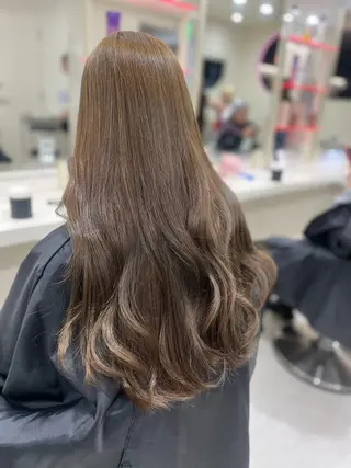 ロング カラー 💕мei 透明感カラー💕のヘアスタイル